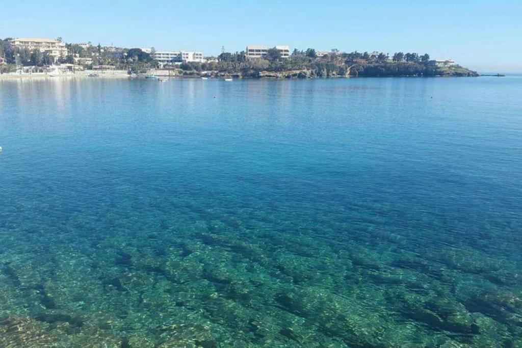 Lenico Beachfront Suites Agia Pelagia Екстериор снимка