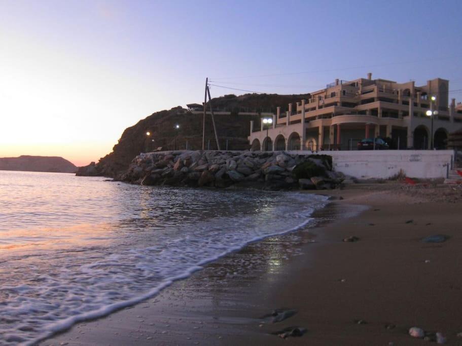 Lenico Beachfront Suites Agia Pelagia Екстериор снимка