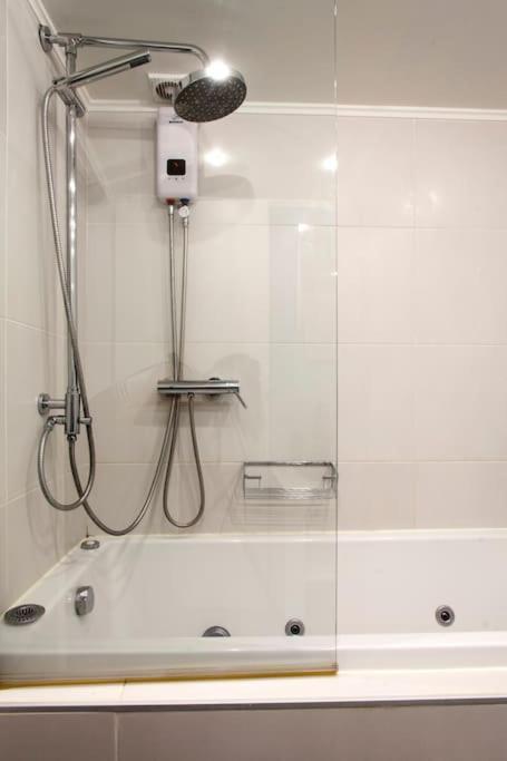 Lenico Beachfront Suites Agia Pelagia Екстериор снимка