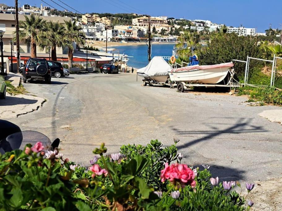 Lenico Beachfront Suites Agia Pelagia Екстериор снимка