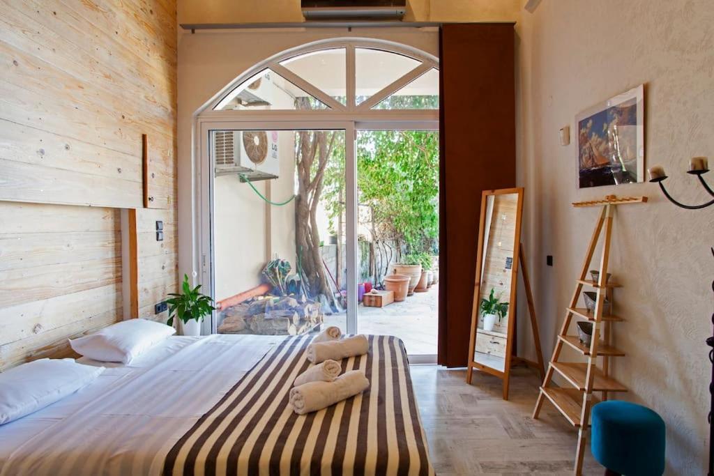 Lenico Beachfront Suites Agia Pelagia Екстериор снимка