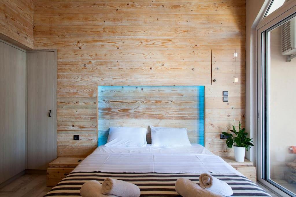 Lenico Beachfront Suites Agia Pelagia Екстериор снимка